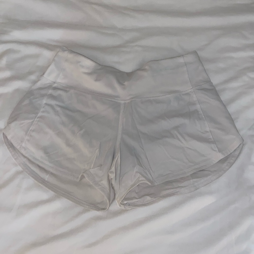Lululemon White Speed Up Mid-Rise Short